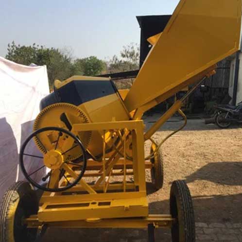  Hydraulic Hopper Concrete Mixer Machine in Delhi